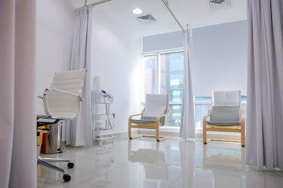 عيادة الدكتور باترا للطب التجانسي والتجميل - أبو ظبي - +971 52 647 0292