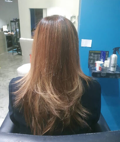 استوديو تجميل مفصل - دبي - +971 4 388 7877