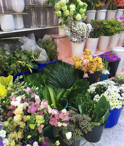 زهور ريحان - عجمان - +971 50 751 7313