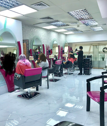 صالون ريكيز للسيدات - دبي - +971 2 677 2720