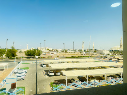 عيادة جراحة الفم والوجه والفكين - دبي - +971 3 703 0426