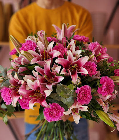 بوتيك - عجمان - +971 54 714 4749