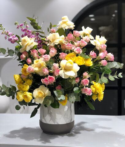 زهور أنثيا - عجمان - +971 50 782 4620