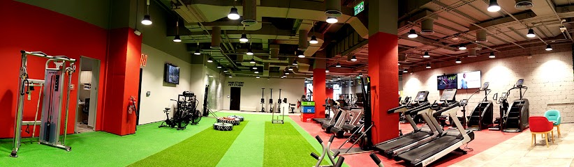 فيتنس فيرست مركز صحارى - United Arab Emirates|Sharjah|Sahara Centre|2nd Floor