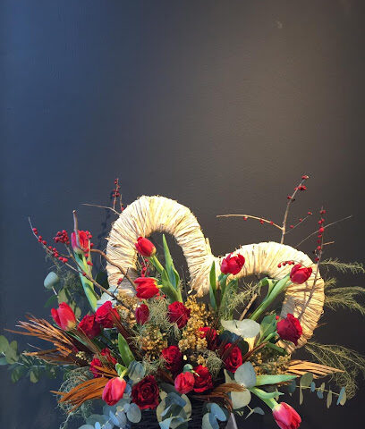 نذر تصميم الأزهار - عجمان - +971 55 552 5260