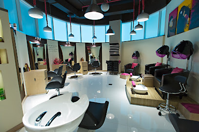 صالون براون شوجر للشعر - دبي - +971 4 326 3288