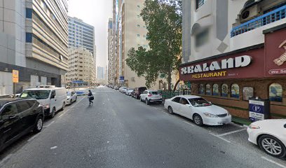 دكتور هيام طبيب أسنان - أبو ظبي -