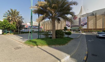 سوبر ماركت المدينة - دبي -