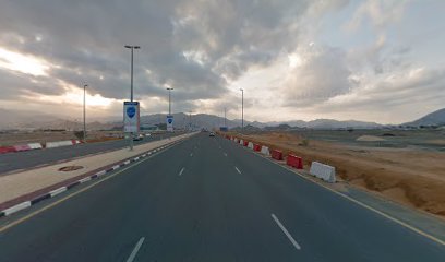 صالة الفجيرة الرياضية - دبي -