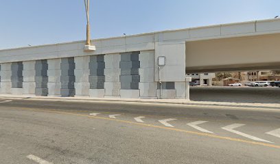 الدكتور عاصم الحاج - استشاري جراحة الأعصاب والعمود الفقري - دبي - +971 800 444444