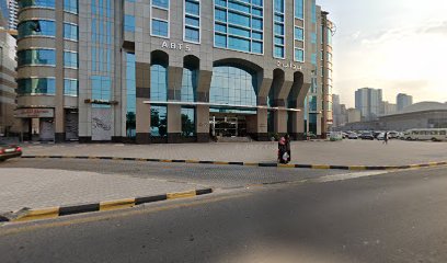 معمل الملكى للاسنان - أبو ظبي - +971 6 552 3556