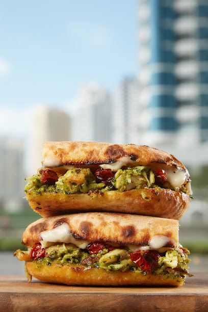 حديقة أكاديمية جينوس ديلي - الصفوح دبي - United Arab Emirates|Al Sufouh - Al Sufouh 1 - Dubai|Inside Pizza Di Rocco
