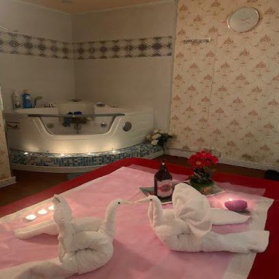 مركز تدليك سلمي القوز 1 دبي - الفجيرة - +971 56 716 4988