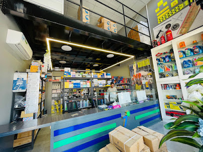 سفن ستات لقطع غيار السيارات ذ - أم القيوين - +971 52 643 7777