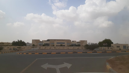 مدرسة البردي - الشارقة -