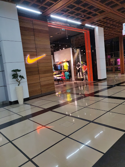 نايك - United Arab Emirates|Al Zahiyah - Abu Dhabi|Street 2|F9WM+974