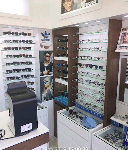 نظارات الرمز - الشارقة - +971 56 400 2101