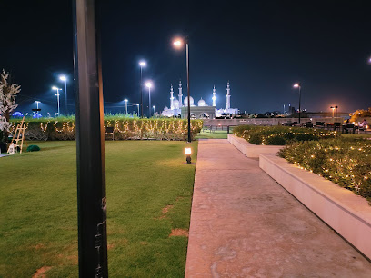منتجع صحي - الشارقة - +971 2 818 8051