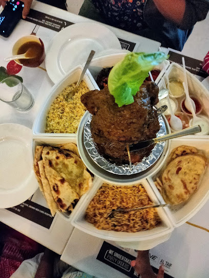 مطعم الميدان - United Arab Emirates|Al Qasimia - Al Nud - Sharjah|Ammar Bin Yasir St