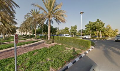 زايد يونى - موقف المدخل الرئيسى - أم القيوين -
