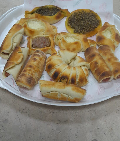 حلويات جي واي كي - أبو ظبي - +971 2 677 7626