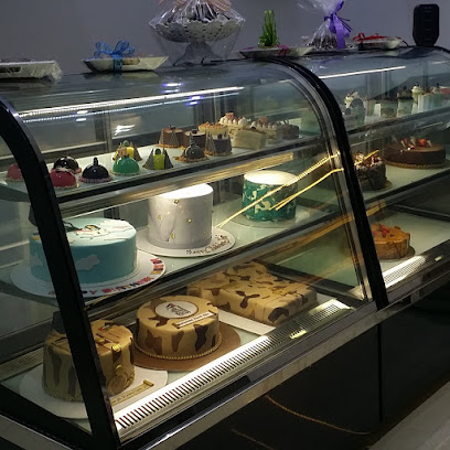 قصر راكسويت - أبو ظبي - +971 50 718 1009