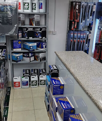خدمة استبدال بطارية السيارة 800 24 ساعة في أبو ظبي - أبو ظبي - +971 50 491 4207