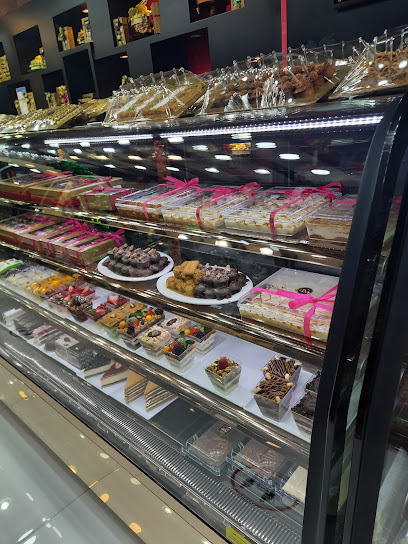 كيك هت- حلويات ومعجنات - United Arab Emirates|Halwan Suburb - Samnan - Sharjah|Sumnan