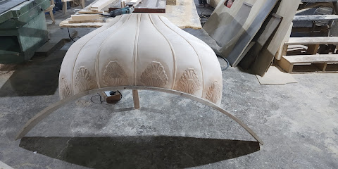 منجرة الورد الأحمر - أبو ظبي - +971 50 261 1371