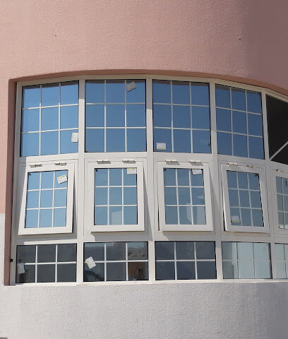 ركن الصافينا لاعمال الالمنيوم والزجاج -  - +971 55 107 2726