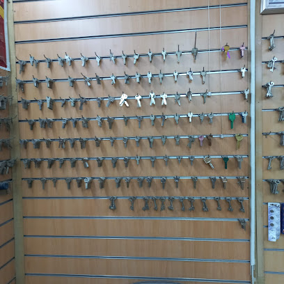 المميز مفتاح - أبو ظبي - +971 50 753 3214