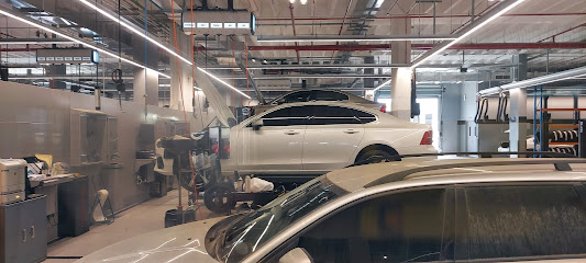 كرايسلر - دودج - خدمة فولفو - المشروعات التجارية - أبو ظبي - +971 2 698 4010