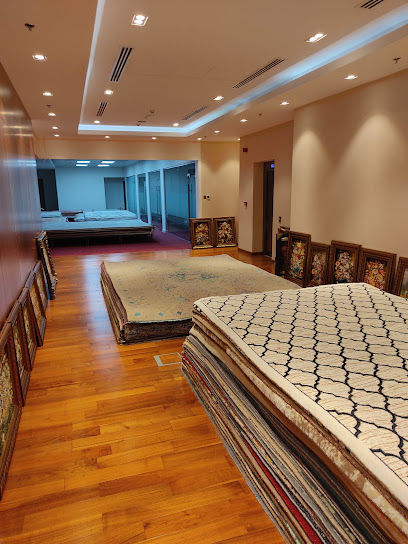 عظيم حرير لتجارة السجاد ش ذ م م ، دبي - United Arab Emirates|Dubai|1st St|9394 Avenue
