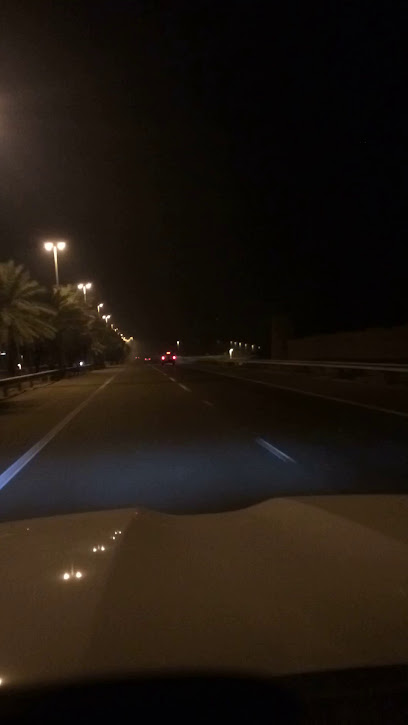 صانع القهوة ستاربكس - United Arab Emirates|Mzeerʻah - Mezairaa - Abu Dhabi|4QRW+RHP