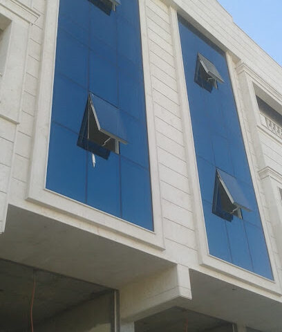 مسعود لأعمال الألمنيوم والزجاج ذ -  - +971 50 633 4953