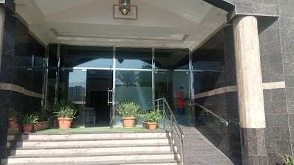 اوتو مارت لزينة السيارات ش.ذ. - أبو ظبي - +971 55 565 0691