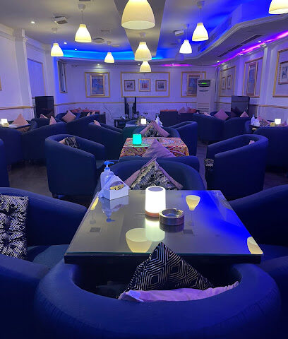 مقهى المشاهير - أبو ظبي - +971 50 695 5925