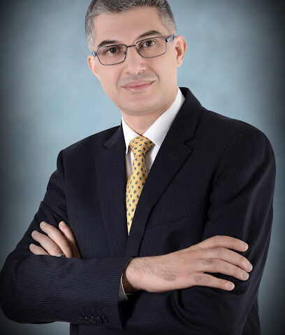 معتز القادري - أبو ظبي - +971 56 525 9194
