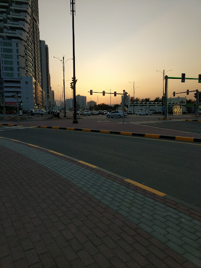 جهاز الصراف الآلي لبنك HSBC - الفجيرة - United Arab Emirates|Mraisheed - Fujairah|Hamad Bin Abdulla Rd