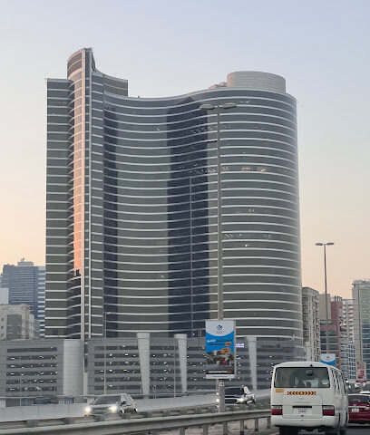 الأنصاري للصرافة ، فرع برج آي رايز برشا هايتس - أبو ظبي - +971 600 546000
