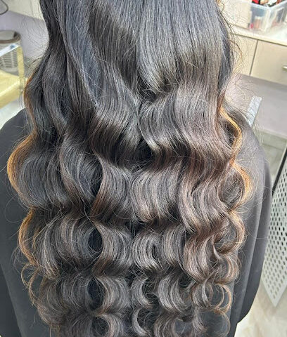 هب بيوتي لاونج - أبو ظبي - +971 50 113 3994