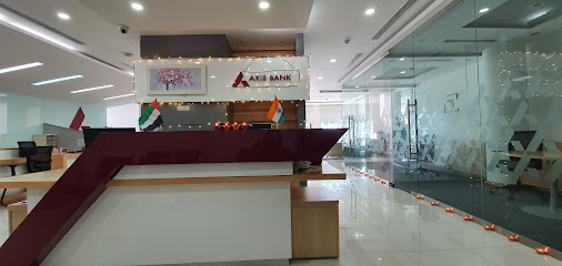 فرع بنك المحور - أبو ظبي - +91 1860 500 5555