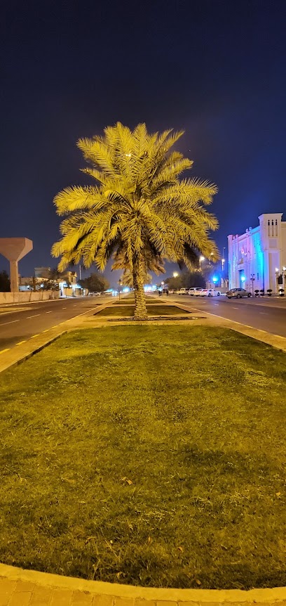 جهاز الصراف الآلي لإيداع النقد والشيكات التابع لبنك أبوظبي التجاري - محطة أدنوك - خورفكان - United Arab Emirates|near Khorfakkan - Hayawa - Sharjah|Rugaylat Rd|Traffic Roundabout