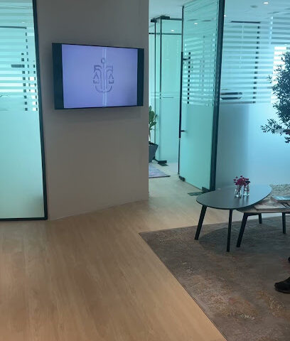 مكتب المحامي محمد حسن حاتم للإستشارات القانونية - أبو ظبي - +971 55 127 2222