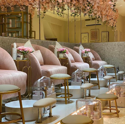 بلومينج بيوتي لاونج - أبو ظبي - +971 56 336 5725