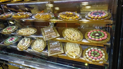 عالم الكيك - أبو ظبي - +971 52 342 4559