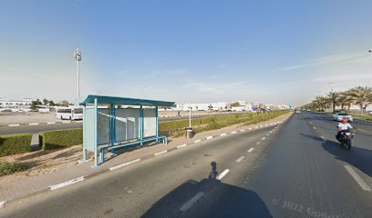 موقف حافلات مجمع المدرسة 2 - أبو ظبي -